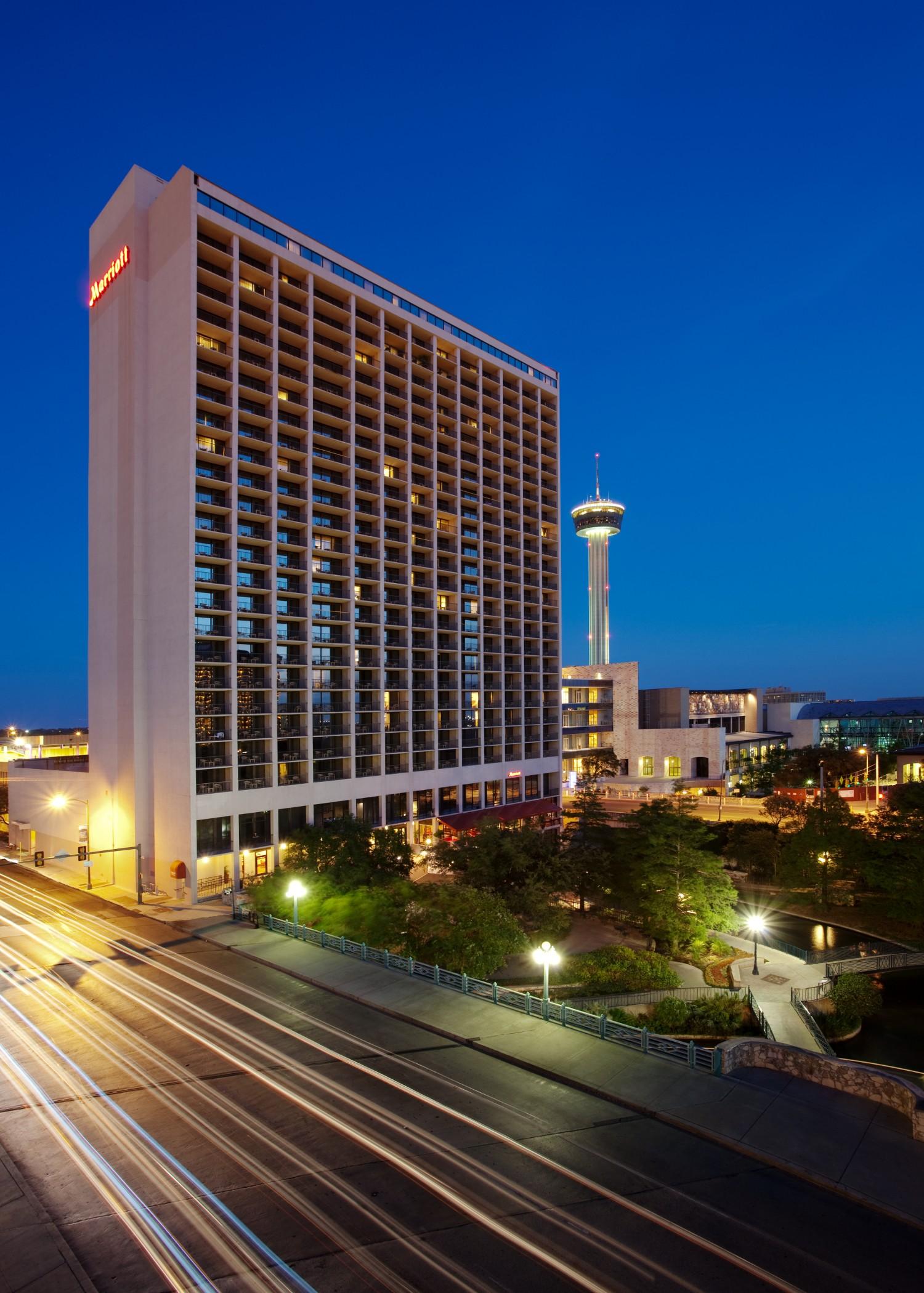 San Antonio Marriott Riverwalk Hotel Exterior photo